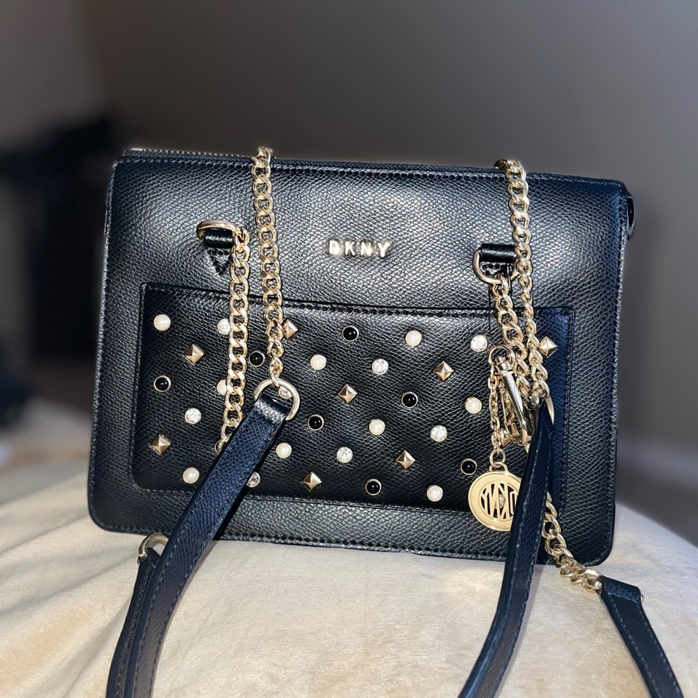 DKNY Bryant Park Small Leather Zip Tote Chain Purse